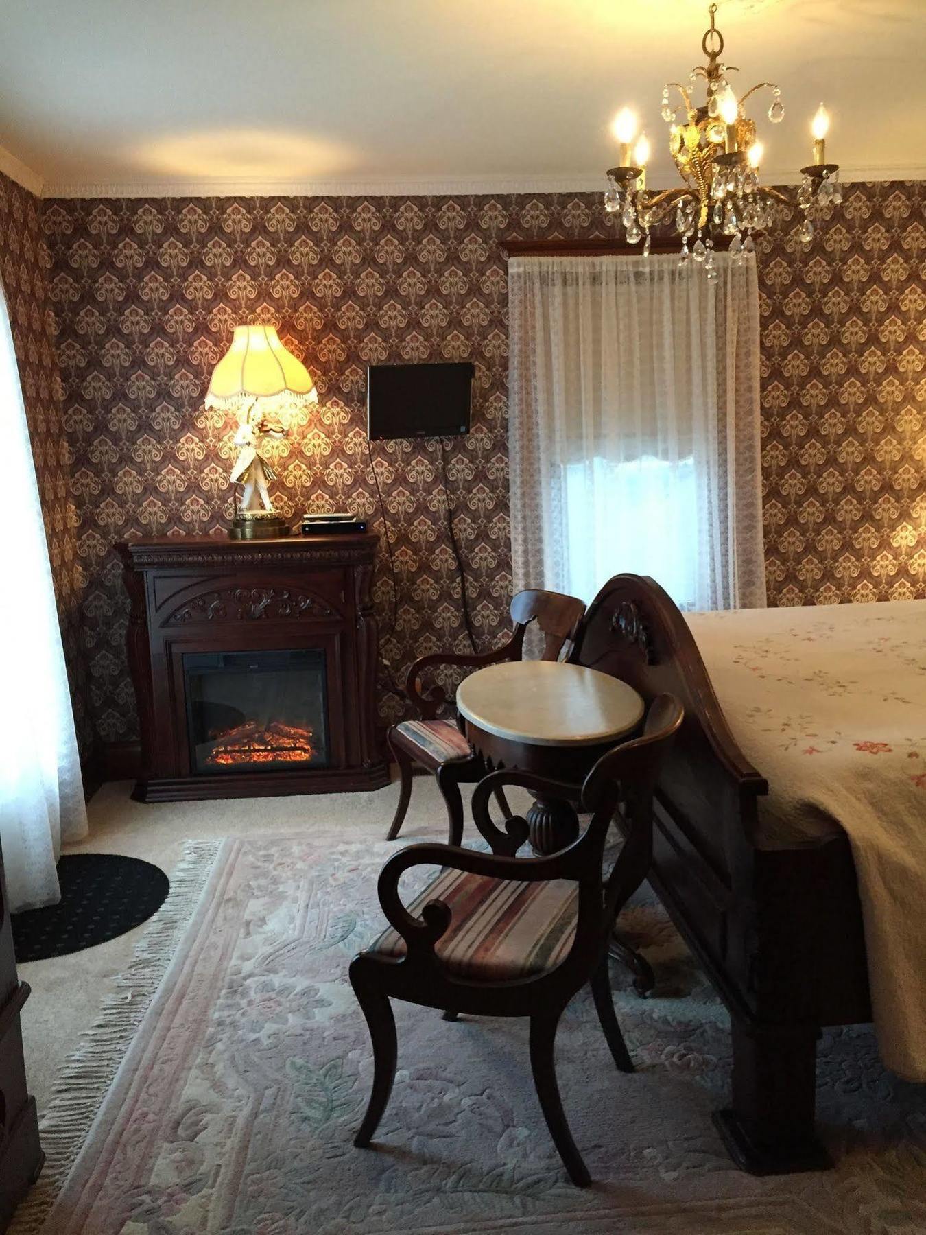 The Ginkgo Tree Bed and Breakfast Mount Pleasant Exteriör bild