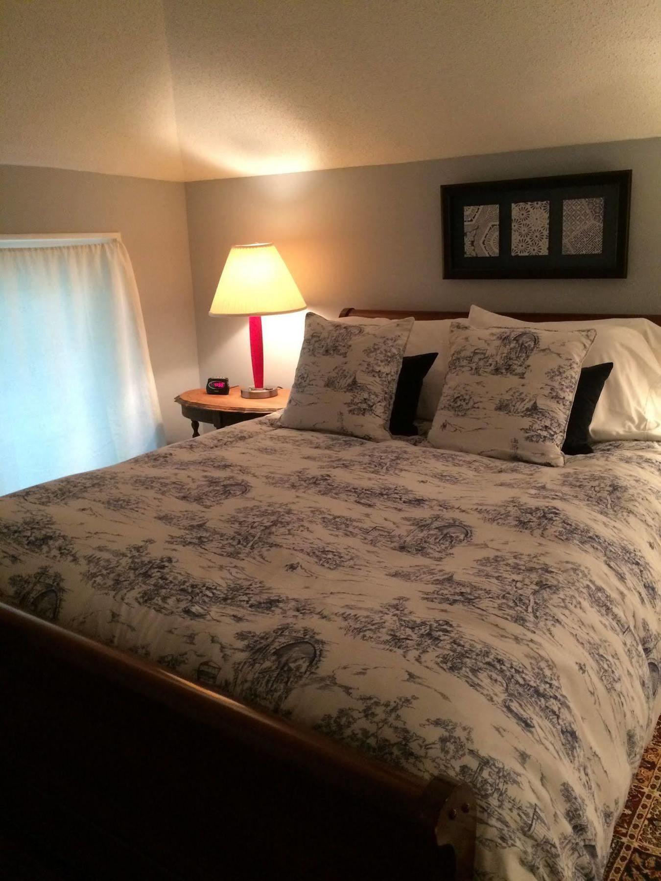 The Ginkgo Tree Bed and Breakfast Mount Pleasant Exteriör bild
